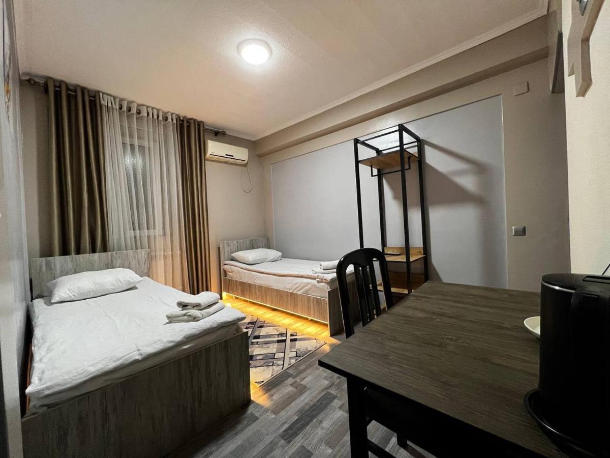 אוש Ave Hotel מראה חיצוני תמונה