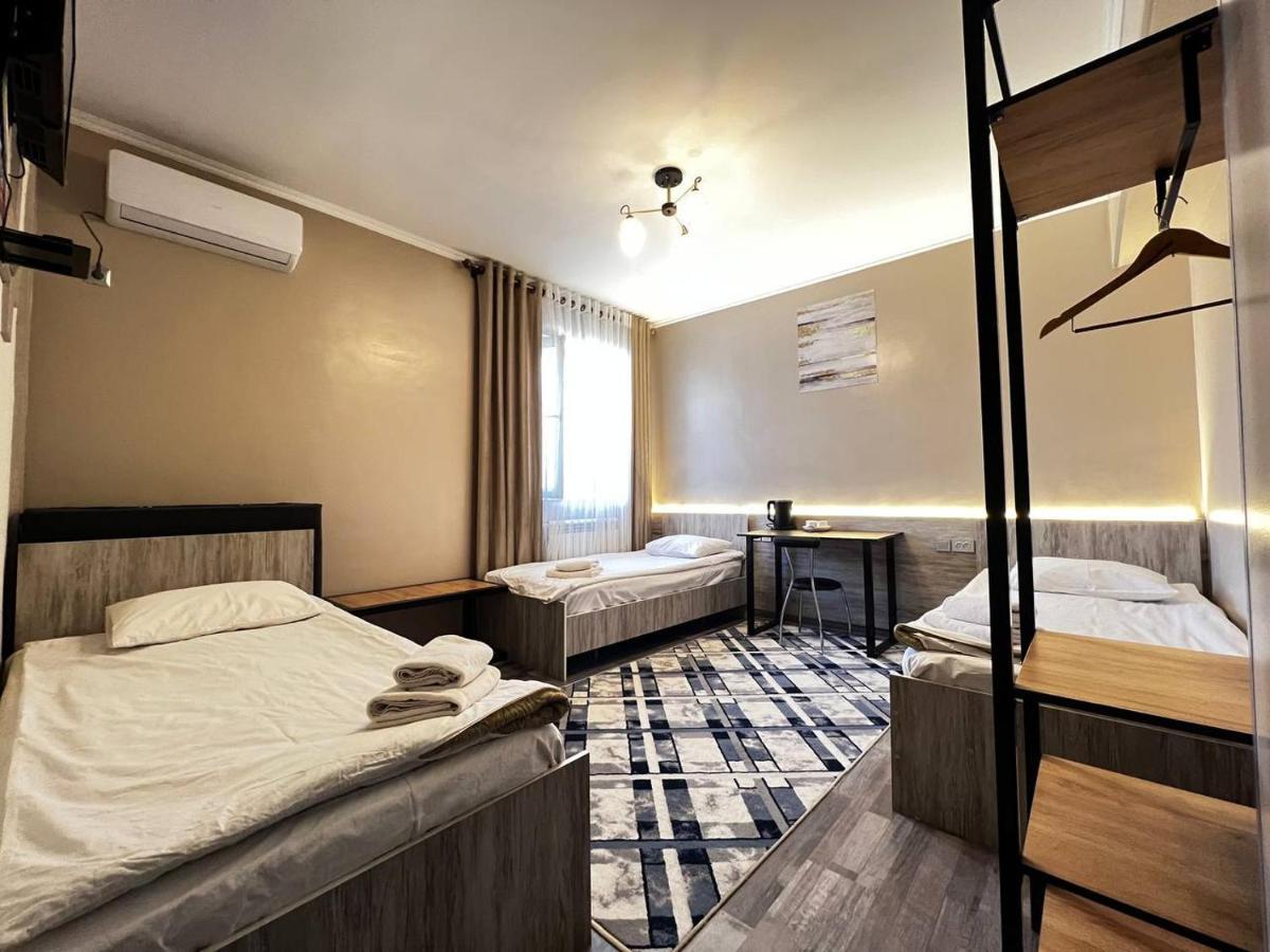 אוש Ave Hotel מראה חיצוני תמונה
