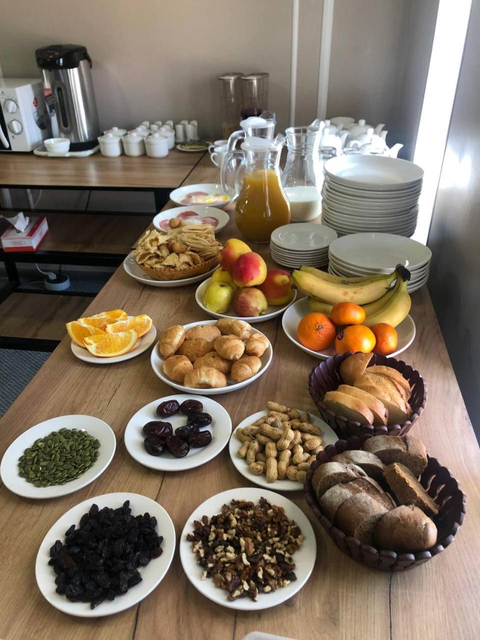 אוש Ave Hotel מראה חיצוני תמונה